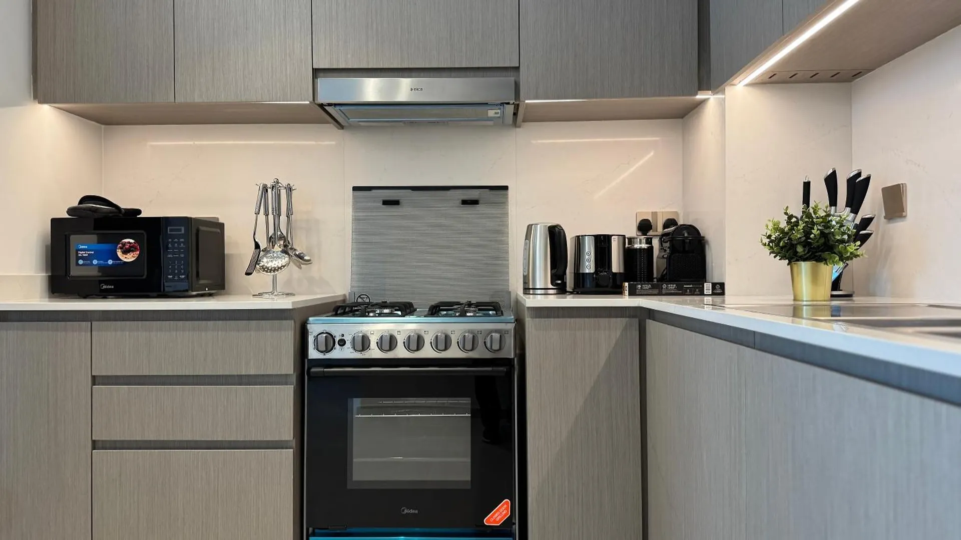 Apartment Iconic Burj Khalifa & Fountain View - 2Br - Signature Grande Residences Dubai